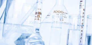 Do czego służą haki w mikserze?